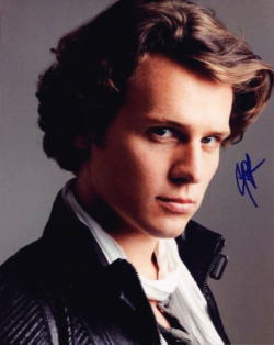 ジョナサン・グロフ 直筆サインフォト #01