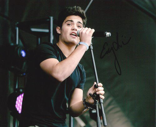 FIYM エメリー・ケリー 直筆サインフォト